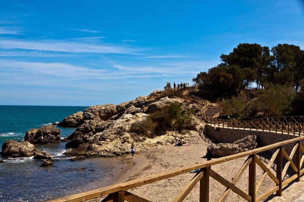 Apartamento Pie De Playa-Wifi Free L' Escala Extérieur photo
