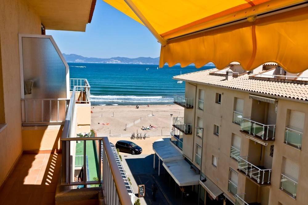 Apartamento Pie De Playa-Wifi Free L' Escala Extérieur photo